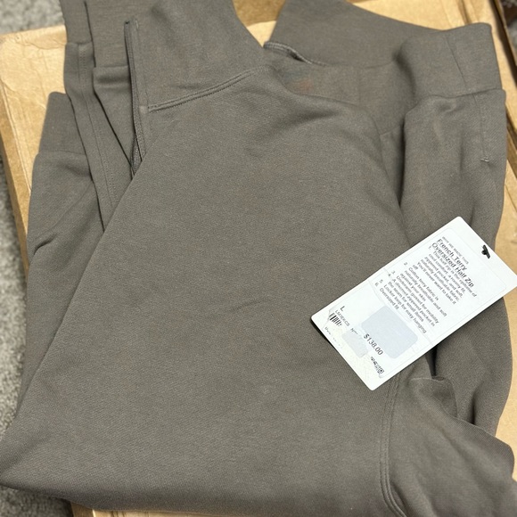 NWT!Mens Lululemon French Terry Oversized Half zip - Picture 8 of 8